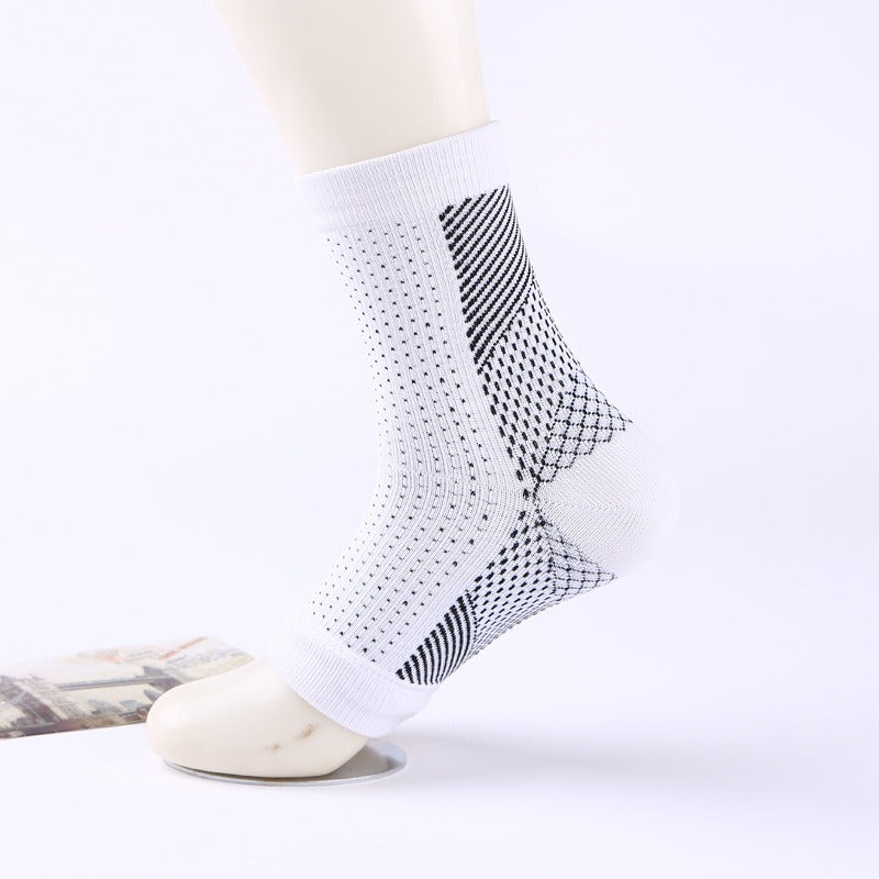 Woman’s Ankle Protectant Angle Socks