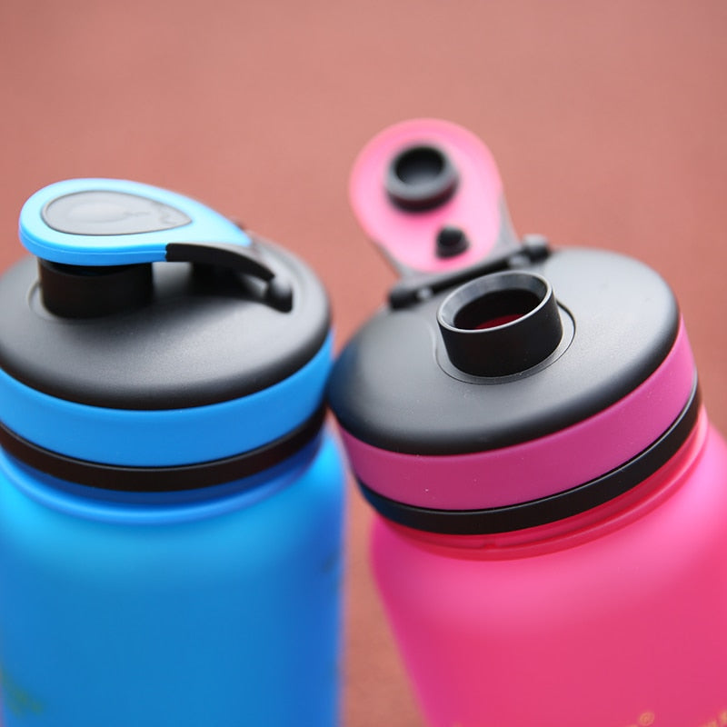 Water Bottles 650ml 1000ml Capacity Drinking Water Portable Plastic Protein Shaker My Sport Drink Bottle