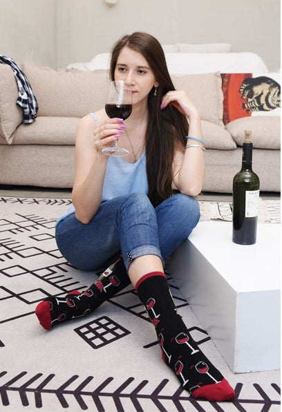 Woman’s Cotton Wine Socks