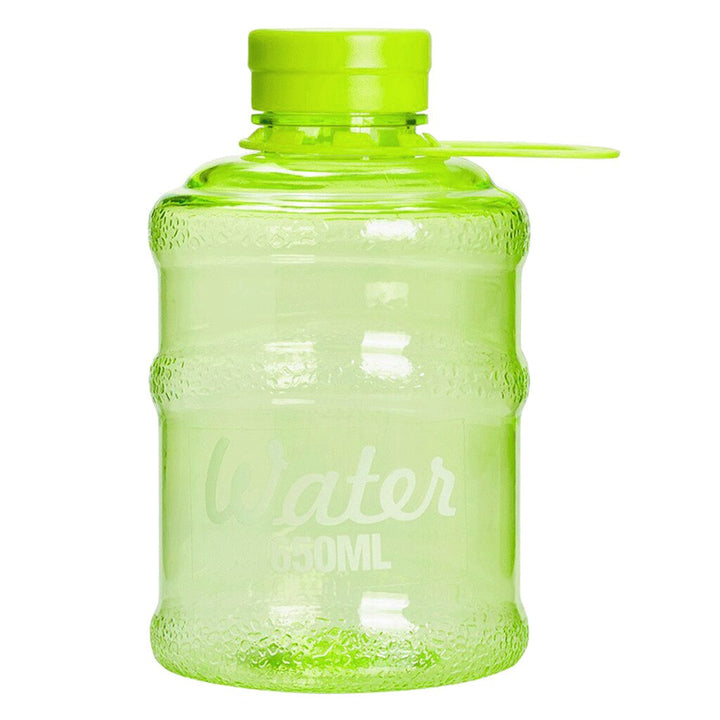 650ml Larg Size Sports Water Bottle Portable Plastic Spray Bottle Leakproof Travel Cup