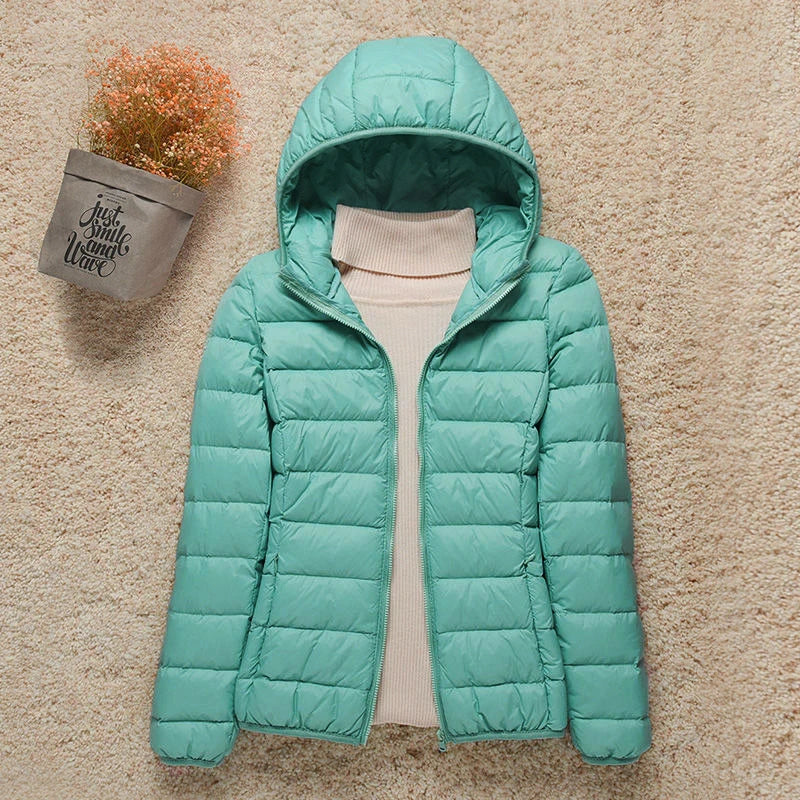 2023 New Fashion Female Cold Jacket Women Winter Light White Duck Down Jacket Slim Puffer Jacket Portable Windproof Down Coat