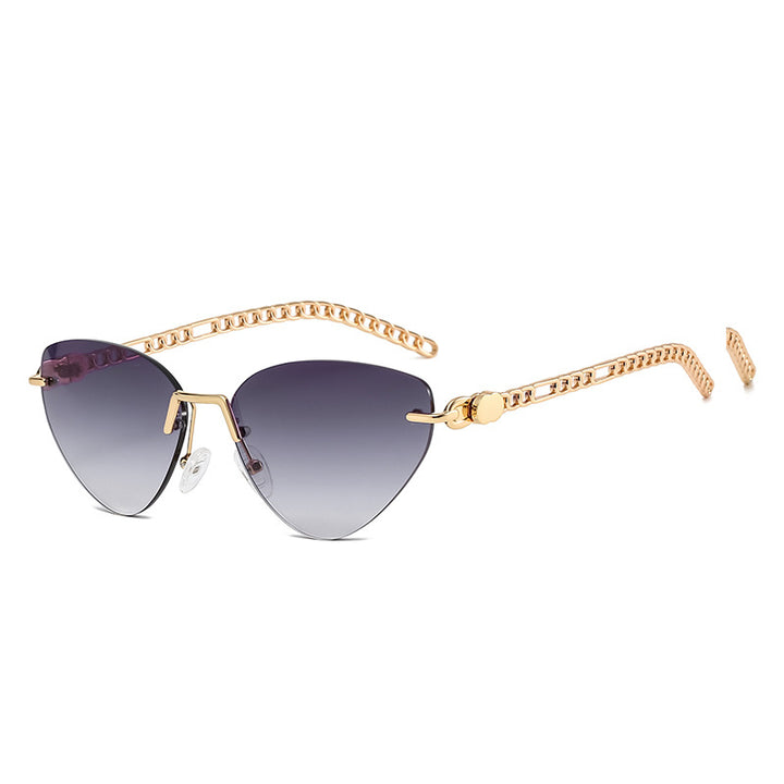 Woman’s Metal Chain Travel Glasses