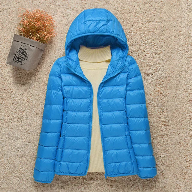 2023 New Fashion Female Cold Jacket Women Winter Light White Duck Down Jacket Slim Puffer Jacket Portable Windproof Down Coat