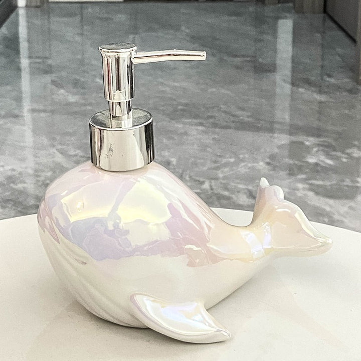 Creative Ceramic Whale Lotion Bottle Household Soap Bottle Shampoo Shower Gel Bottle Hand Sanitizer Bottles Bathroom Supplies