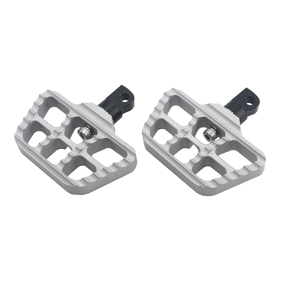 Motorcycle Floorboards Foot Pegs Bobber Footrests For Harley Touring Road King Sportster XL 883 1200 Softail Fatboy Dyna